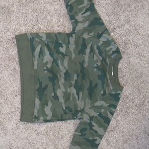 Old Navy Green Camo Crew Neck